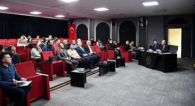 Balıkesir Gençlik ve Spor İl Müdürlüğü’nde Değerlendirme ve Planlama Toplantısı Gerçekleştirildi