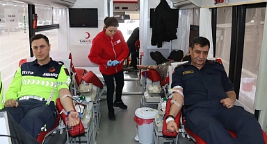 Balıkesir İl Jandarma Komutanlığı Personelinden Kan Bağışına Destek