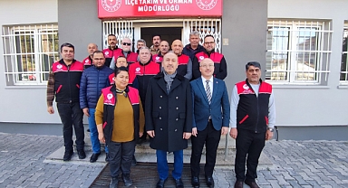 Balıkesir İl Tarım ve Orman Müdürü Dr. Hüseyin Düzgün, Sındırgı İlçe Müdürlüğü ve Ziraat Odası'nı Ziyaret Etti