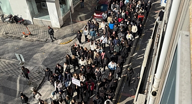 Balıkesir Lisesi’nin Kurtuluşunun 140. Yılında Kortej Düzenlendi
