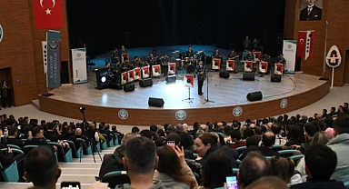 Balıkesir Valisi İsmail Ustaoğlu, Polis Akademisi Orkestrası'nın Konserine Katıldı