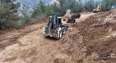 Balya Belediyesi, Çözüm Odaklı Çalışmalarla Yolları Yeniden Yapılandırıyor