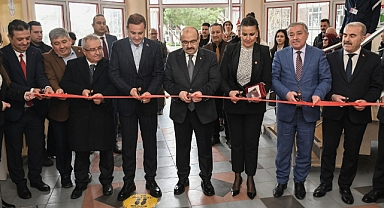 Başkan Ahmet Akın Balıkesir Lisesi’nin 140. Yıl Kutlamasına Katıldı