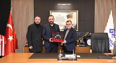 Başkan Hakan Şehirli, Güreş Ağası Kemal Aydın ve Meclis Üyesi İsmet Deniz’i Ağırladı