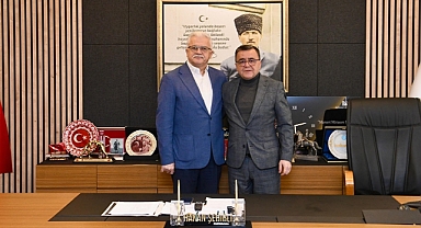 Burhaniye Belediye Başkanı Ali Kemal Deveciler’den Altıeylül Belediyesine Ziyaret