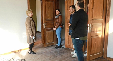 Burhaniye Belediyesi Kent Arşivi’nde Açılış Öncesi Son İncelemeler