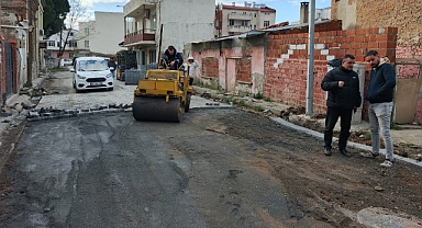 Edremit Belediyesi'nin Zeytinli Mahallesi'nde Yol Düzenleme Çalışmaları Başladı