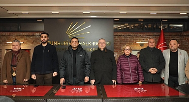 Edremit’te 6 Şubat Depreminin Yıldönümünde Duygusal Anma Töreni