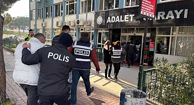 Gömeç’te Çalınan Araçlarla İlgili Operasyon: 6 Kişi Yakalandı, 2 Kişi Tutuklandı