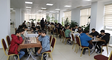 Gönen’de 22. Satranç Turnuvası Heyecanı Yaşandı
