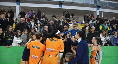 Gürespor, Farklı Galibiyetle Süper Lig Yolunda İlerliyor