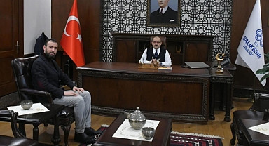 İlahi Sanatçısı Fatih Çelik, Balıkesir Valisi İsmail Ustaoğlu'na Ziyaret Gerçekleştirdi