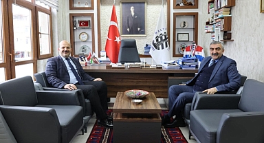 İvrindi Belediye Başkanı Önder Lapanta, Balya Belediye Başkanı Orhan Gaga’yı Ziyaret Etti