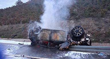 İzmir-İstanbul Otoyolu’nda Korkutan Kaza: Araç Alevlere Teslim Oldu!