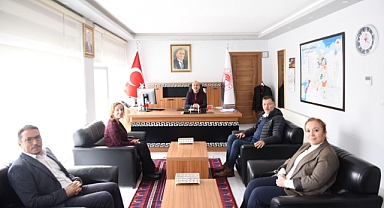 Kırsal Hizmetler Daire Başkanı Gülnaz Çelikyurt Uzuner, İl Tarım Müdürü Dr. Hüseyin Düzgün’e Ziyaret Gerçekleştirdi