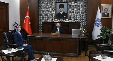 Marmara Kaymakam Vekili Safiye Orhan, Vali İsmail Ustaoğlu’na Ziyaret Gerçekleştirdi