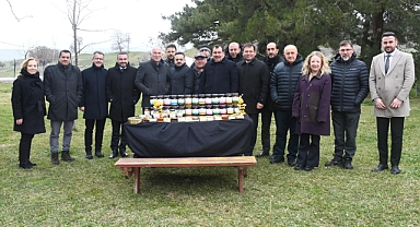 Sındırgı Belediye Başkanı Serkan Sak, Büyükşehir Belediyesinin İyi Uygulama Örneklerini İnceledi