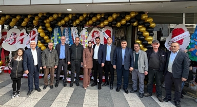 Sındırgı’da Yeni Konfeksiyon Mağazası Açılışı Coşkuyla Gerçekleşti