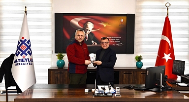 Susurluk Belediye Başkanı Semizel’den Altıeylül Belediye Başkanı Şehirli’ye Ziyaret