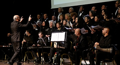 Susurluk Kongre ve Kültür Merkezi'nde Türk Sanat Müziği Konseri Coşkusu