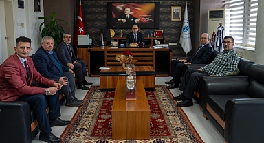 Türk Eğitim Sen Balıkesir 1 Nolu Şube Yönetimi, BANÜ Rektörü Prof. Dr. İsmail Boz’u Ziyaret Etti