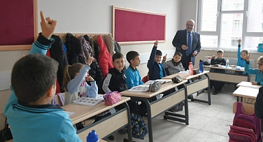 Vali İsmail Ustaoğlu’ndan Naim Süleymanoğlu İlkokulu’na Ziyaret