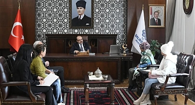 Vali İsmail Ustaoğlu, Vatandaşlarla Bir Araya Gelerek Talepleri Dinledi