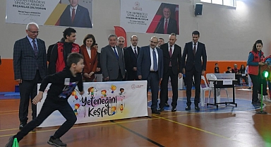 Vali Ustaoğlu, Türkiye Sportif Yetenek Taraması ve Spora Yönlendirme Programı’nı Yerinde İnceledi