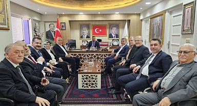 AK Parti Balıkesir Teşkilatı Bayramda Buluştu