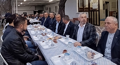 AK Parti Karesi İlçe Teşkilatı, Ramazan Ayının Bereketini Turplu Mahallesi’nde Paylaştı