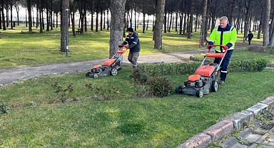 Ayvalık Belediyesi, Bahar Temizliği Çalışmalarına Hız Verdi