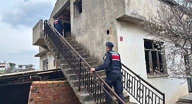 Balıkesir’de Güvenlik Uygulaması: Aranan Şahıslar Yakalandı, Araçlara Ceza Kesildi