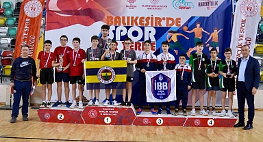 Balıkesir’de Masa Tenisi Yıldızlar Grup Müsabakaları Sona Erdi