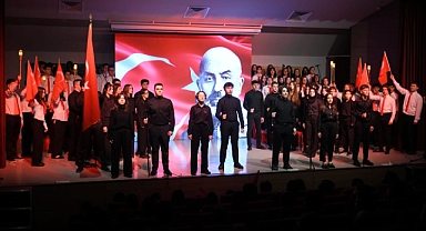 Balıkesir’de Milli Ruh: İstiklal Marşı’nın 104. Yılı Kutlandı