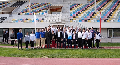 Balıkesir’de Okul Sporları Okçuluk Gençler Küçükler İl Birinciliği Müsabakaları Sona Erdi