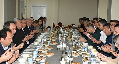 Balıkesir İl Milli Eğitim Müdürü Murat Demir, Karesi Okul Müdürleri ile İftar Programında Buluştu