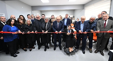 Balıkesir Lisesi'nde, Doç. Dr. Selda Çelik'in Anısına Çok Amaçlı Okuma Salonu Açıldı