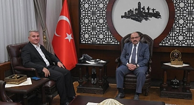 Balıkesir Milletvekili Mustafa Canbey'den Vali İsmail Ustaoğlu'na Ziyaret