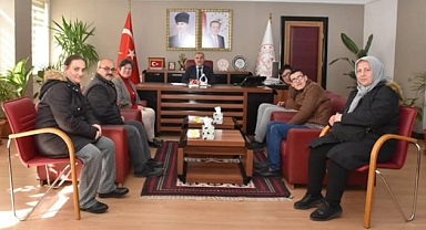 Balıkesir Otizmli Bireyleri Destekleme Derneği (OBİDEV) Başkanı Fatma Tabanlı, İl Milli Eğitim Müdürü Murat Demir’i Ziyaret Etti
