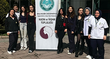 Balıkesir Üniversitesi, Kadınlar Günü’nde El Emeği Broşlarla Moral Verdi