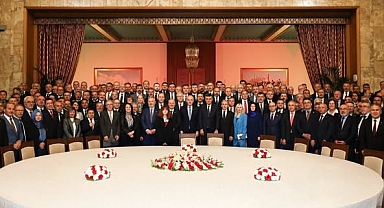 Balıkesir Üniversitesi Rektörü Yücel Oğurlu, TBMM’de Gerçekleşen İftar Buluşmasında Yer Aldı