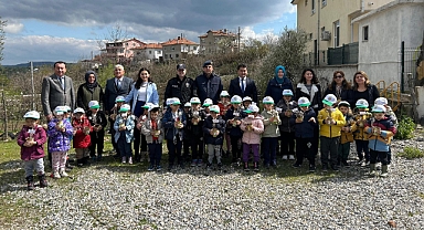 Balya Kaymakamı Zeynep Demir, Dünya Ormancılık Günü ve Orman Haftası Etkinliğine Katıldı