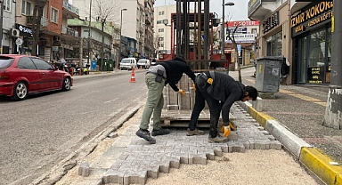 Bandırma’da Yol Bakım ve Onarım Çalışmaları Devam Ediyor