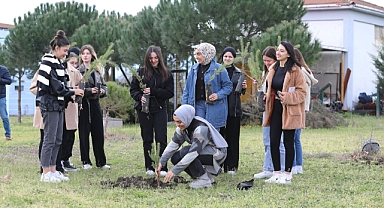 BANÜ’de Yüzlerce Fidan Toprakla Buluştu