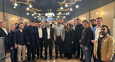 Başkan Aydemir Bandırma’da Gençlik Kolları İftarında Katıldı