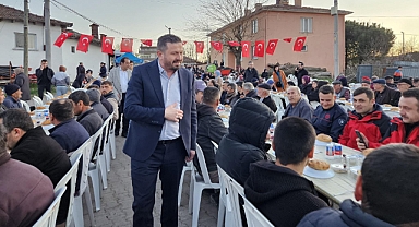 Başkan Mehmet Aydemir, Şamlı Mahallesi’nde Vatandaşlarla İftar Yaptı