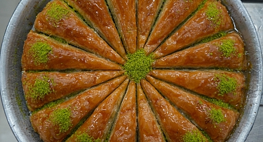 Bayram Öncesi Baklavada Ispanak, Bezelye ve Yer Fıstığı Oyununa Gelmeyin!