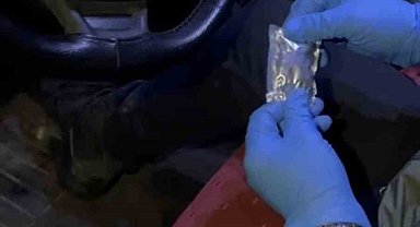 Beşiktaş'ta torbacı taksici yakalandı: Vites topuzundan uyuşturucu çıktı