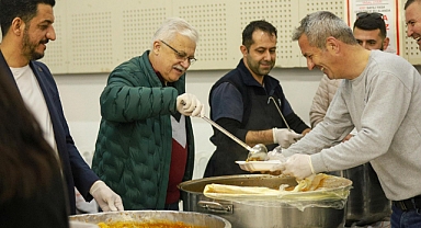 Burhaniye Belediyesi, Suzan Uğur Anısına İftar Sofrası Kurdu