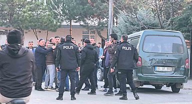 Bursa'da bıçaklı kavga: 3 yaralı